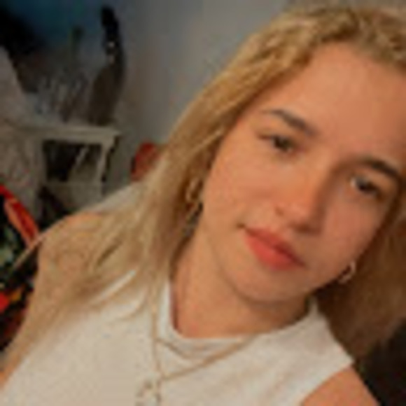 Meet your Posher, Yisel - Picture 1 of 1